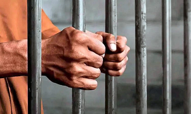 Mangaluru: ವಿಚಾರಣಾಧೀನ ಕೈದಿ ಬಳಿ ಮೊಬೈಲ್ ಪತ್ತೆ  