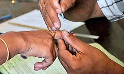 ಕೇರಳ ವಿಧಾನಸಭೆ ಚುನಾವಣೆ: "ಮನೆ ಮತದಾನ' ಆರಂಭ