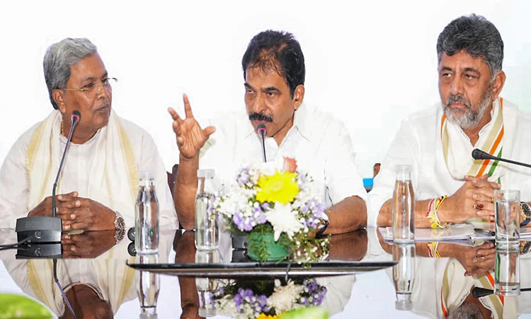 ರಾಷ್ಟ್ರ ರಾಜಕಾರಣಕ್ಕೆ ಬರಲು ಮತ್ತೆ ಸಿದ್ದುಗೆ ವರಿಷ್ಠರ ಆಹ್ವಾನ