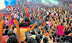 IPL Final: ಸುಗಮ ಸಂಚಾರಕ್ಕೆ ನಿಗಾ, ಮದ್ಯಾಸುರ ಚಾಲಕರ ಮೇಲೆ ಕಣ್ಗಾವಲು