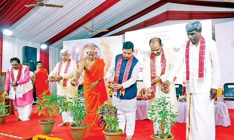 ಪೇಜಾವರ ಶ್ರೀಗಳ ದಿಲ್ಲಿ ಚಾತುರ್ಮಾಸ್ಯ ಸಕಾಲಿಕ: ಕೇಂದ್ರ ಸಚಿವ ಪ್ರಹ್ಲಾದ್‌ ಜೋಶಿ