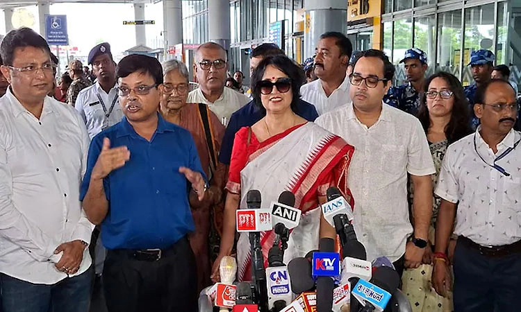 Taslima: 20 ವರ್ಷಗಳ ಬಳಿಕ ಪಶ್ಚಿಮಬಂಗಾಳಕ್ಕೆ ಮರಳಿದ ಲೇಖಕಿ ತಸ್ಲೀಮಾ ನಸ್ರೀನ್