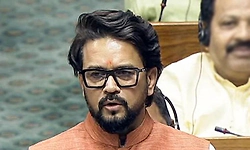 ಲೋಕಸಭೆಯಲ್ಲಿ ರಾಹುಲ್, ಪ್ರಿಯಾಂಕಾರಿಂದ ಸುಳ್ಳು ಆರೋಪ: ಅನುರಾಗ್ ಠಾಕೂರ್ ವಾಗ್ದಾಳಿ