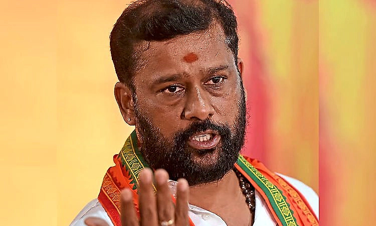 VHP seeks high-level probe into murder of student in Shivamogga