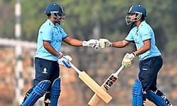 Vijay Hazare Trophy:  ಸರ್ಫರಾಜ್ ಶತಕ; ಮುಂಬಯಿ ಜಯ 