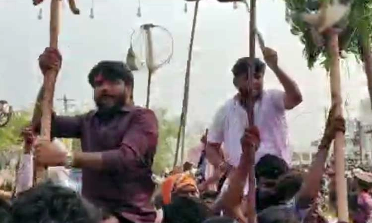 Sindhanur: ಮೊಲ ಬೇಟೆಯಾಡಿದ ಪ್ರಕರಣ… ಮಸ್ಕಿ ಶಾಸಕರ ಪುತ್ರ‌, ಸಹೋದರನ ಮೇಲೆ ಕೇಸ್ ದಾಖಲು