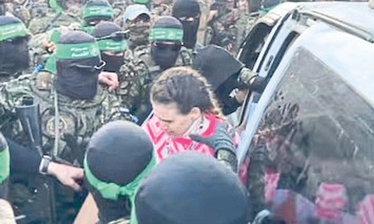 Israel-Hamas;ಅಂತೂ ಕದನ ವಿರಾಮ ಜಾರಿ: ಮೂವರು ಇಸ್ರೇಲಿಗರ ಬಿಡುಗಡೆ