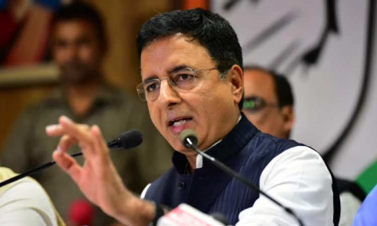 Belagavi: ಸಚಿವ ಸತೀಶ್ ಜಾರಕಿಹೊಳಿಗೆ ನೋಟಿಸ್… ವದಂತಿಗೆ ತೆರೆ ಎಳೆದ ಸುರ್ಜೇವಾಲಾ