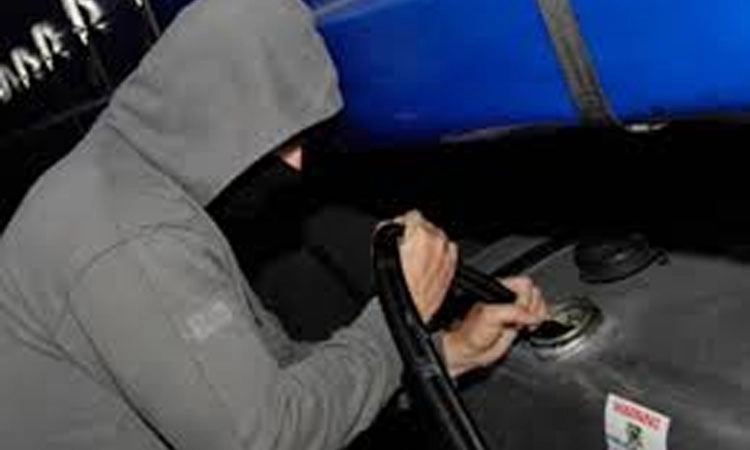 Surathkal: ಟ್ಯಾಂಕರ್‌ನಿಂದ ಡೀಸೆಲ್‌ ಕಳವು