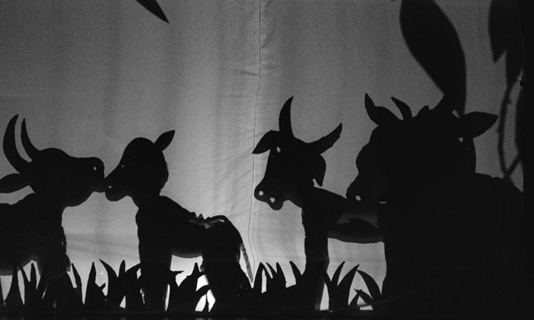 Desi Swara: ಜರ್ಮನಿಯಲ್ಲಿ ಮಕ್ಕಳಿಂದ ಪುಣ್ಯಕೋಟಿ ನೆರಳಿನಾಟ ವಿಭಿನ್ನ ಪ್ರದರ್ಶನ