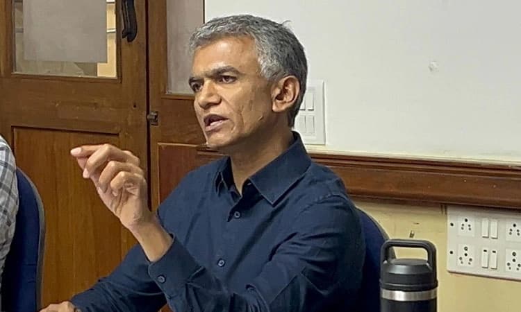 Revenue: ಎಸಿ ನ್ಯಾಯಾಲಯಗಳಲ್ಲಿನ ಬಾಕಿ ಕೇಸ್‌ 6 ತಿಂಗಳಲ್ಲಿ ಇತ್ಯರ್ಥಕ್ಕೆ ಗಡುವು