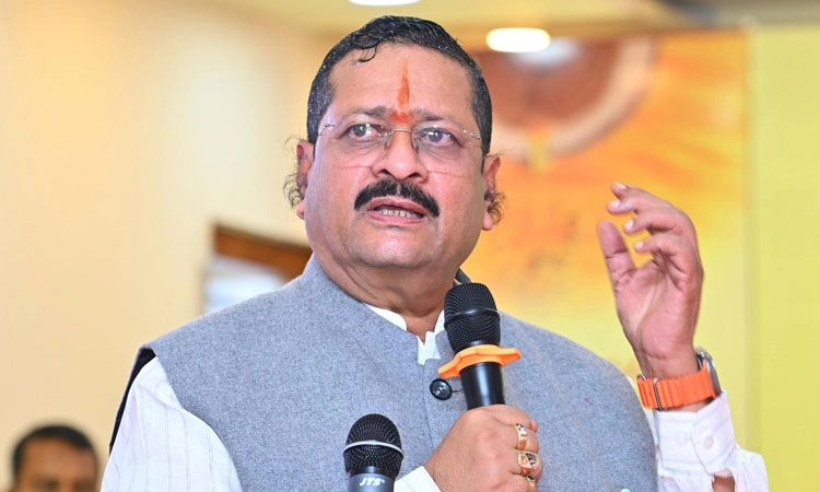 ರಾಜ್ಯದಲ್ಲಿ ಹೊಂದಾಣಿಕೆ ರಾಜಕೀಯ ಮಾಡಿಕೊಳ್ಳದ 4-5 ಜನರೇ ಟಾರ್ಗೆಟ್: ಯತ್ನಾಳ್