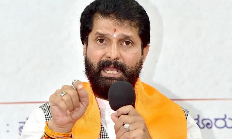 Naxal: ತನಿಖೆ ನಡೆಸಿ ಪ್ಯಾಕೇಜ್ ನೀಡಬೇಕು,ಇಲ್ಲದಿದ್ದರೇ ಪ್ಯಾಕೇಜ್ ನೀಡುವುದರಲ್ಲಿ ಅರ್ಥವಿಲ್ಲ