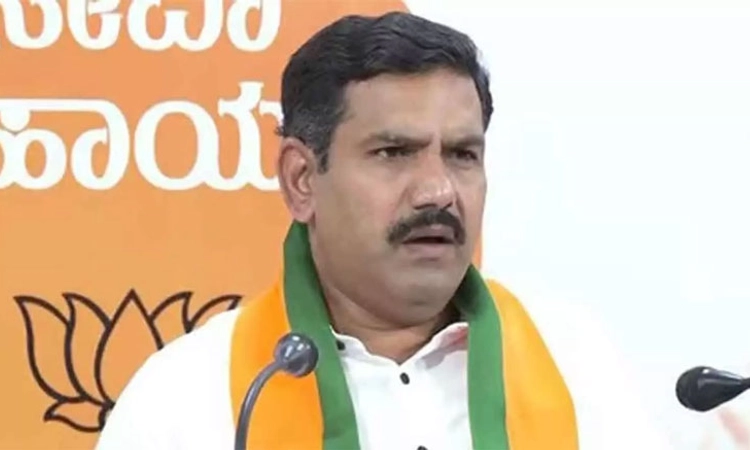 BJP ಕಾರ್ಯಕರ್ತರೊಂದಿಗೆ ವಿಜಯೇಂದ್ರ ತಡರಾತ್ರಿ ಸಭೆ