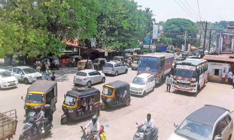 NH Road Work; ಉಪ್ಪಿನಂಗಡಿ: ಸತತ ಟ್ರಾಫಿಕ್‌ ಜಾಮ್‌