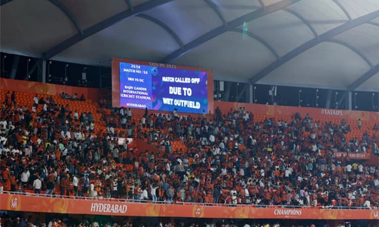 IPL; ಕಳಪೆ ಆಟವಾಡಿದ ಡೆಲ್ಲಿಗೆ ವರುಣನ ಕೃಪೆ!: ಹೊರಬಿದ್ದ ಹೈದರಾಬಾದ್