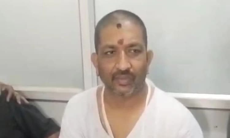 Chikkamagaluru; ಕಾರು ಅಪಘಾ*ತ: ಬಜರಂಗದಳ ನಾಯಕ ರಘು ಸಕಲೇಶಪುರ ಪಾರು