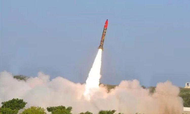 Pakistan; 450 ಕಿ.ಮೀ. ವ್ಯಾಪ್ತಿಯ ಗುರಿ ತಲುಪಬಲ್ಲ ಕ್ಷಿಪಣಿ ಪರೀಕ್ಷೆ!