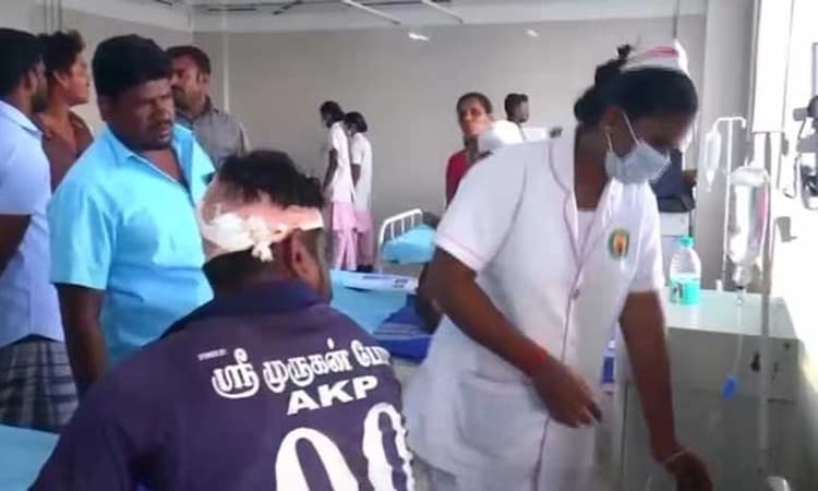 ಶ್ರೀಲಂಕಾ ಕಡಲ್ಗಳ್ಳರ ದಾಳಿ… ತಮಿಳುನಾಡಿನ 17 ಮೀನುಗಾರರಿಗೆ ಗಾಯ, ಸೊತ್ತು ಲೂಟಿ