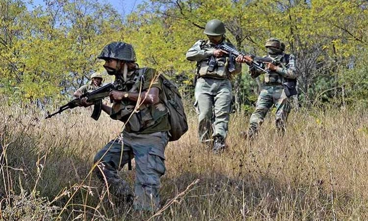 Chhattisgarh: ನಕ್ಸಲ್ ವಿರೋಧಿ ಕಾರ್ಯಾಚರಣೆ… ಭದ್ರತಾ ಪಡೆ ದಾಳಿಗೆ ನಕ್ಸಲ್ ಕಮಾಂಡರ್ ಹತ