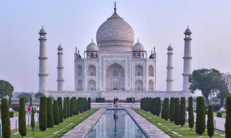 Taj Mahal ಸುತ್ತಲಿನ 5 ಕಿ.ಮೀ.ವ್ಯಾಪ್ತಿಯಲ್ಲಿ ಮರಗಳನ್ನು ಕಡಿಯುವಂತಿಲ್ಲ: ಸುಪ್ರೀಂ