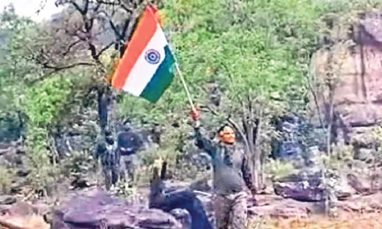 Naxal ವಶದಲ್ಲಿದ್ದ ಕರ್ರೆಗುಡ್ಡಈಗ ಭದ್ರತಾ ಪಡೆಗಳ ತೆಕ್ಕೆಗೆ