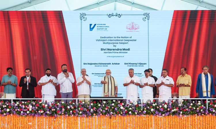 Kerala; ಕಾರ್ಯಕ್ರಮ ಅನೇಕರ ನಿದ್ರೆ ಕೆಡಿಸುತ್ತದೆ: ತರೂರ್ ಸಮ್ಮುಖದಲ್ಲಿ ಮೋದಿ ಟಾಂಗ್!