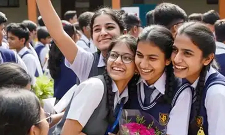 SSLC Result 2025: 921 ಶಾಲೆಗಳು ಶೇ.100ರಷ್ಟು ಫಲಿತಾಂಶ-144 ಶಾಲೆಗಳು ಶೂನ್ಯ ಫಲಿತಾಂಶ!
