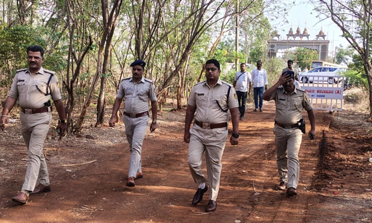 Bidar: ದರೋಡೆ ನಡೆದು ವಾರದೊಳಗೆ ಪ್ರಕರಣ ಭೇದಿಸಿದ ಪೊಲೀಸರು; ಮೂವರ ಬಂಧನ