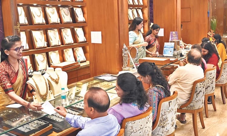 Dakshina Kannada: ಅಕ್ಷಯ ತೃತೀಯಾ ಚಿನ್ನಾಭರಣ ಖರೀದಿ ಜೋರು