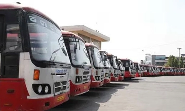 KSRTC: ಮನೆ ಎದುರು ಬಸ್ಸು ಹೋದರೂ ಉಚಿತ ಪ್ರಯಾಣಕ್ಕೆ ಅವಕಾಶವಿಲ್ಲ
