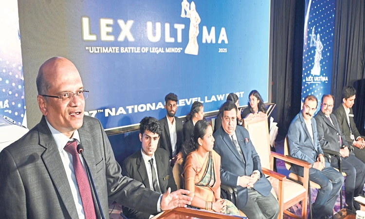 ಬೆಂಗಳೂರಿನ ಕೆಎಲ್‌ಇ ಸೊಸೈಟಿ ಲಾ ಕಾಲೇಜು ಚಾಂಪಿಯನ್‌