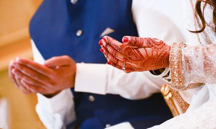 Kalaburagi:ಶರಣ ಸಾಹಿತ್ಯ ಪರಿಷತ್‌ ಕಾರ್ಯಕ್ರಮದಲ್ಲಿ ಮುಸ್ಲಿಂ ಜೋಡಿ ವಿವಾಹ