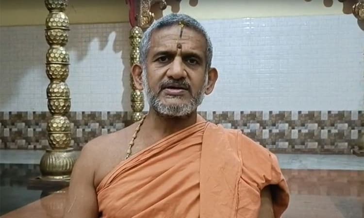 Hunsur: ಉಗ್ರಗಾಮಿಗಳನ್ನು ಕಠಿಣ ಶಿಕ್ಷೆಗೊಳಪಡಿಸಬೇಕು: ಪೇಜಾವರ ಶ್ರೀ