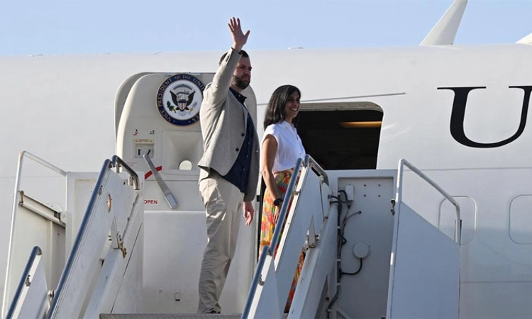 Jaipur: ಭಾರತದಿಂದ ತೆರಳಿದ ಅಮೆರಿಕ ಉಪಾಧ್ಯಕ್ಷ ಜೆ.ಡಿ.ವ್ಯಾನ್ಸ್‌