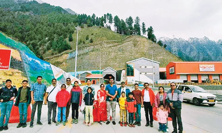 Pahalgam Terror Attack: ತಪಾಸಣೆ, ಭದ್ರತೆ ಹೆಚ್ಚಿದೆ; ನಾವು ಸುರಕ್ಷಿತವಾಗಿದ್ದೇವೆ