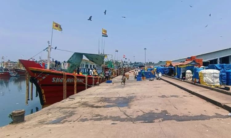 Malpe Port ನಿರ್ವಹಣೆ ಸರಿಯಾಗದಿದ್ದರೆ ಗುತ್ತಿಗೆ ಸಂಸ್ಥೆ ಕಪ್ಪುಪಟ್ಟಿಗೆ : ಜಿಲ್ಲಾಧಿಕಾರಿ