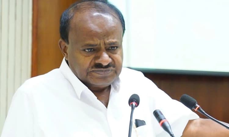 ಮಂಡ್ಯ ಕೃಷಿ ವಿವಿ ಹೆಸರಲ್ಲಿ ರಾಜಕೀಯ ಬೇಳೆ ಬೇಯಿಸುವ ಛತ್ರಿಬುದ್ಧಿ ನನಗಿಲ್ಲ: ಎಚ್‌ ಡಿಕೆ