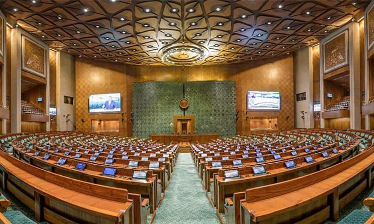 Hike; ಸಂಸದರ ವೇತನ, ಪಿಂಚಣಿ ಶೇ.24 ರಷ್ಟು ಹೆಚ್ಚಳ: ಕೇಂದ್ರದ ಅಧಿಸೂಚನೆ