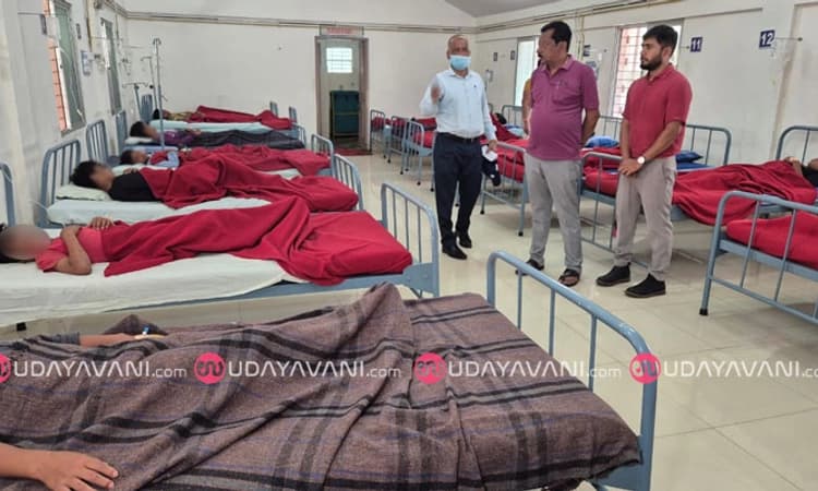 Malavalli: ಹೋಳಿ ಊಟ ಮಾಡಿದ್ದ 29 ವಿದ್ಯಾರ್ಥಿಗಳು ಅಸ್ವಸ್ಥ: ಓರ್ವ ಸಾವು