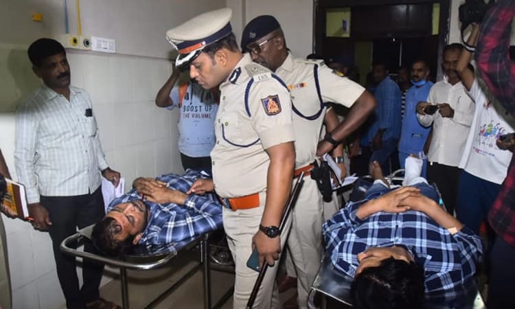 Hubli: ಅಂತಾರಾಜ್ಯ ದರೋಡೆಕೋರರಿಬ್ಬರಿಗೆ ಗುಂಡಿನ ರುಚಿ ತೋರಿಸಿದ ಪೊಲೀಸರು