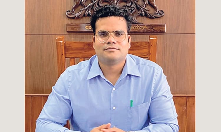 Udupi: ನಳ್ಳಿ ನೀರು ಪೂರೈಸುವ ಜಲ್‌ಜೀವನ್‌ ಮಿಷನ್‌ ಕಾಮಗಾರಿಗೆ ವೇಗ: ಪ್ರತೀಕ್‌ ಬಾಯಲ್‌ 