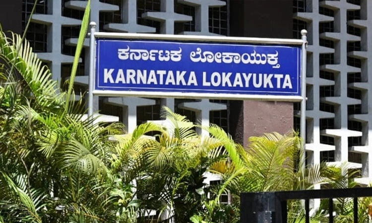 Bengaluru: ಲಂಚ ಸ್ವೀಕರಿಸುತ್ತಿದ್ದಾಗ ಮಹಿಳಾ ಇನ್‌ಸ್ಪೆಕ್ಟರ್‌ ಲೋಕಾಯುಕ್ತ ಬಲೆಗೆ