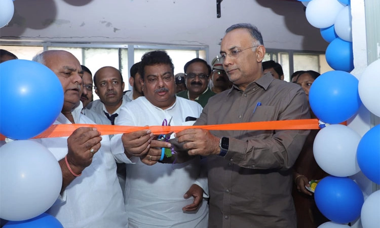 ರಾಜ್ಯದ ಎಲ್ಲ ಜಿಲ್ಲೆಗಳಲ್ಲಿ ಡೇ-ಕೇರ್ ಕಿಮೋಥೆರಪಿ ಕೇಂದ್ರ: ಸಚಿವ ದಿನೇಶ ಗುಂಡೂರಾವ್