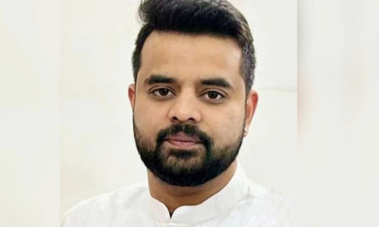 Hassan ಅಶ್ಲೀಲ ವಿಡಿಯೋ ಪ್ರಕರಣ: ಖುದ್ದು ಕೋರ್ಟ್‌ಗೆ ಹಾಜರಾದ ಪ್ರಜ್ವಲ್‌