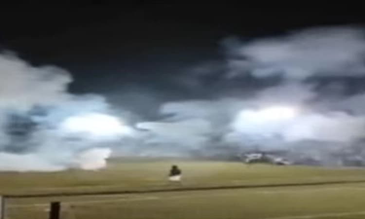 Kerala; ಫುಟ್‌ಬಾಲ್‌ ಪಂದ್ಯದ ವೇಳೆ ಪಟಾಕಿ ಸಿಡಿದು 50ಕ್ಕೂ ಹೆಚ್ಚು ಮಂದಿಗೆ ಗಾಯ