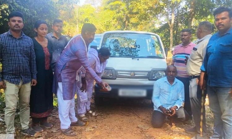 Hunsur: ನಾಗರಹೊಳೆ ಉದ್ಯಾನದಂಚಿನಲ್ಲಿ ಹುಲಿ ಉಗುರು ಮಾರಾಟಕ್ಕೆ ಯತ್ನ