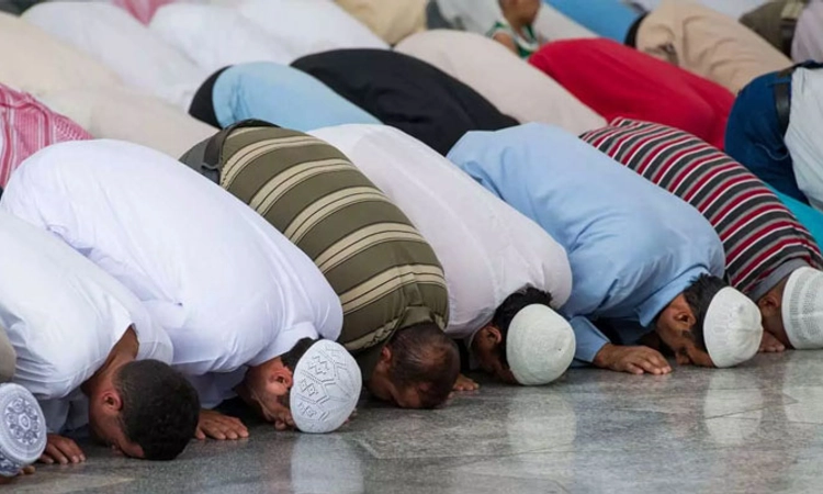 Ramzan: ತೆಲಂಗಾಣ, ಆಂಧ್ರದಲ್ಲಿ ಮುಸ್ಲಿಂ ನೌಕರರ ಕೆಲಸದ ಅವಧಿ ಕಡಿತ