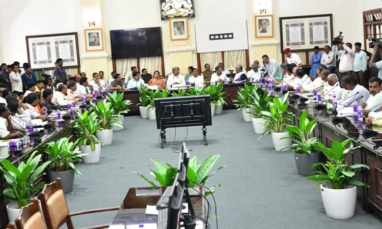 Injustice to Students: ಕೆಪಿಎಸ್ಸಿ ಅನ್ಯಾಯಕ್ಕೆ 2 ದಿನದಲ್ಲಿ ನ್ಯಾಯ: ಮುಖ್ಯಮಂತ್ರಿ ಭರವಸೆ