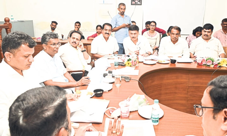 Mangaluru: ಪಿಡಬ್ಲ್ಯುಡಿ ಆಸ್ತಿ ಮೂಲಕ ಆದಾಯ ಗಳಿಕೆ: ಸಚಿವ ಸತೀಶ್‌ ಜಾರಕಿಹೊಳಿ